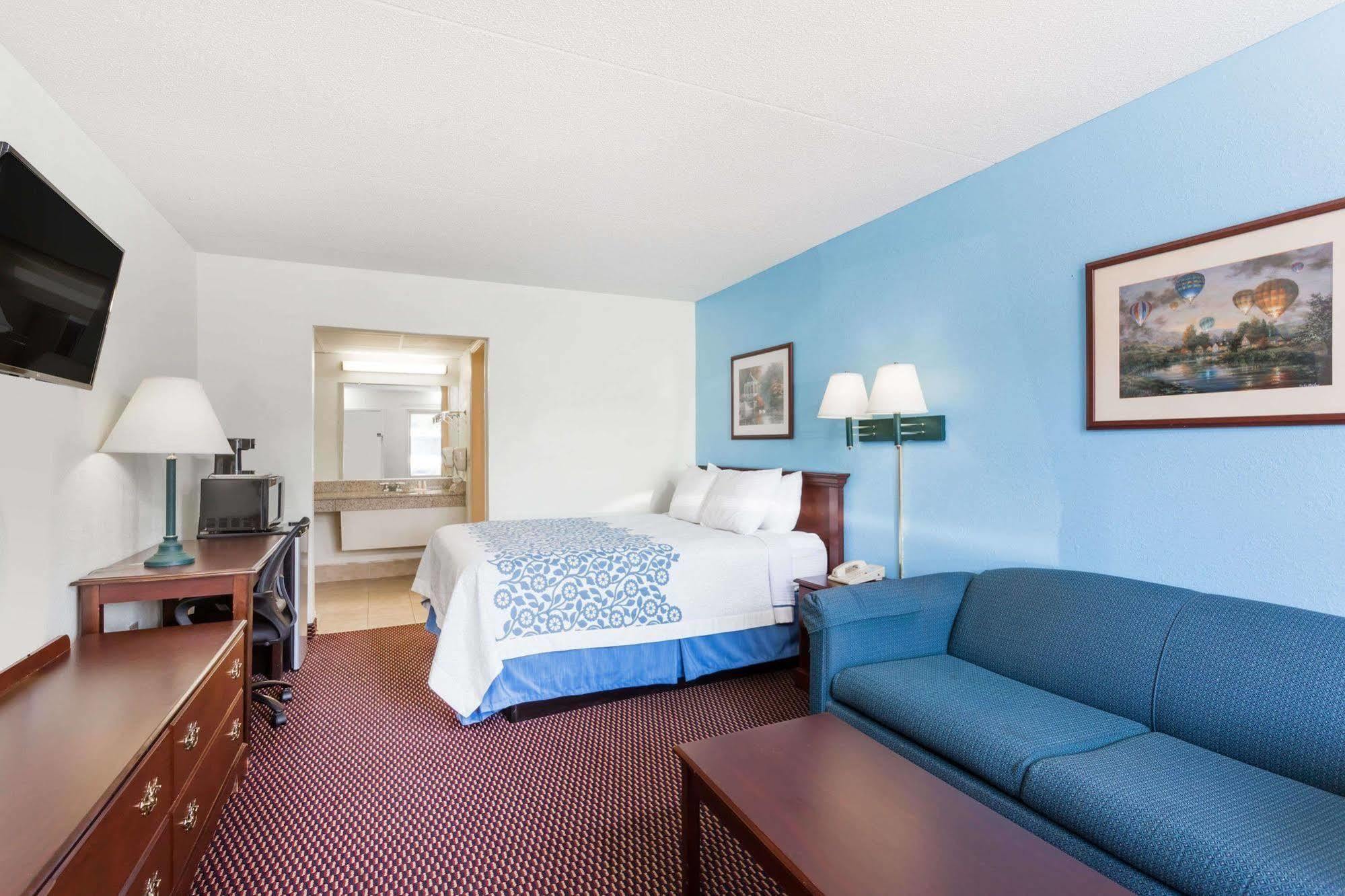 Hamilton Inn Jonesville I-77 Exterior photo